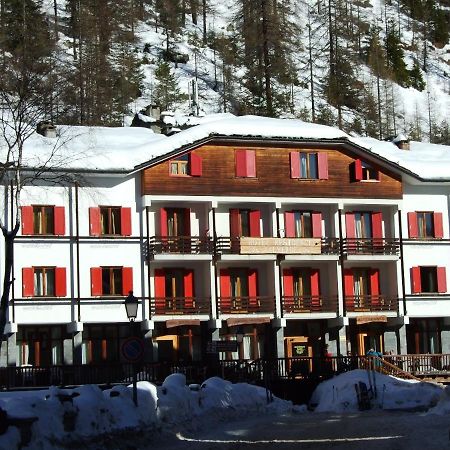 Hotel Residence Valverde Gressoney-la-Trinité Exteriör bild
