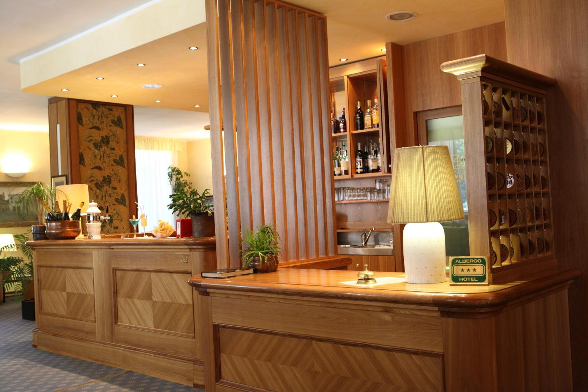Hotel Residence Valverde Gressoney-la-Trinité Exteriör bild